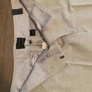 Brand new, never worn Limited dress pants